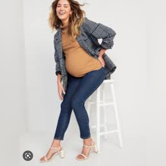 Rockstar full panel maternity jean Old Navy Sz: 8 short - Picture 1 of 6
